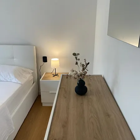 Miramonti House شقة *